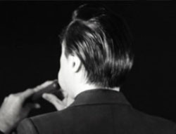 Kaghtr hogh, Hraïr Hratchian, Houri Abdalian, Anne-Christine Normand, vidéo numérique, 2' 19'", 2014.